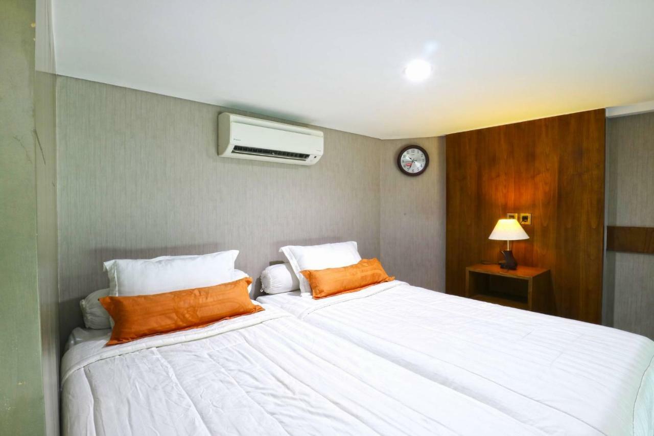 Hotel The Baile Jakarta Exterior foto